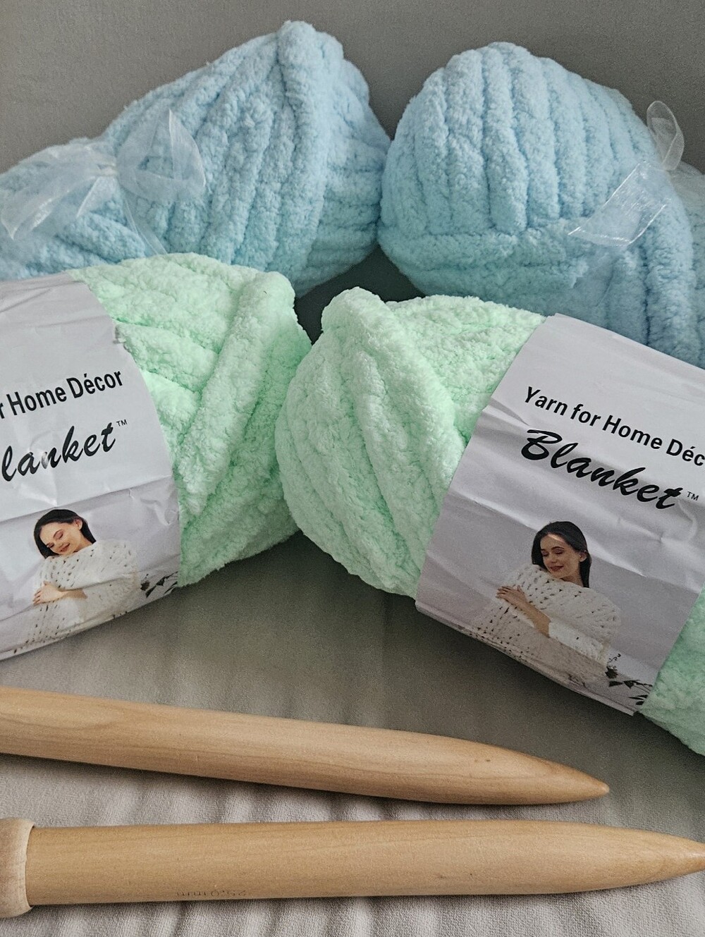 NEW Four New Skeins of yarn & 10" Knitting Needles.